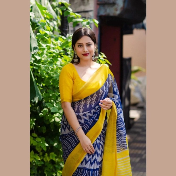 Super Classy Kota Doria Cotton Saree with Floral Print – Blue