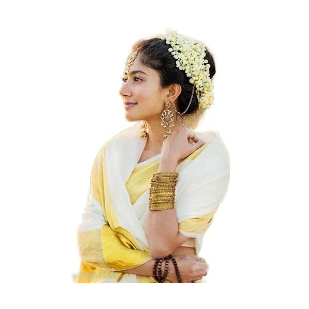 Premium Photo | Kerala Bride in Traditional Kasavu Saree with  JasmineAdorned Hair
